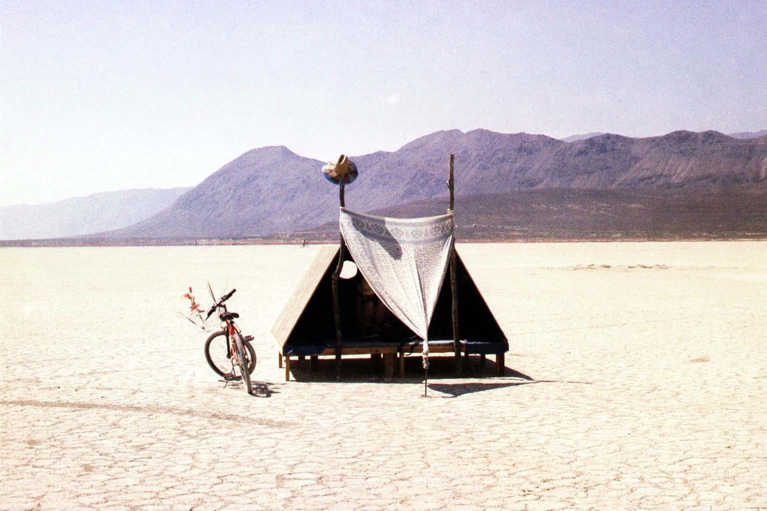 burningmanHut