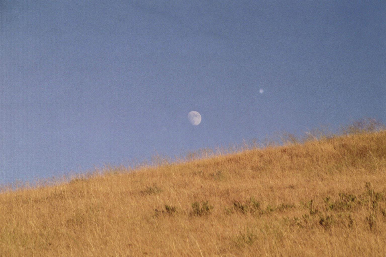 MissionPeakMoonFremont072003-1