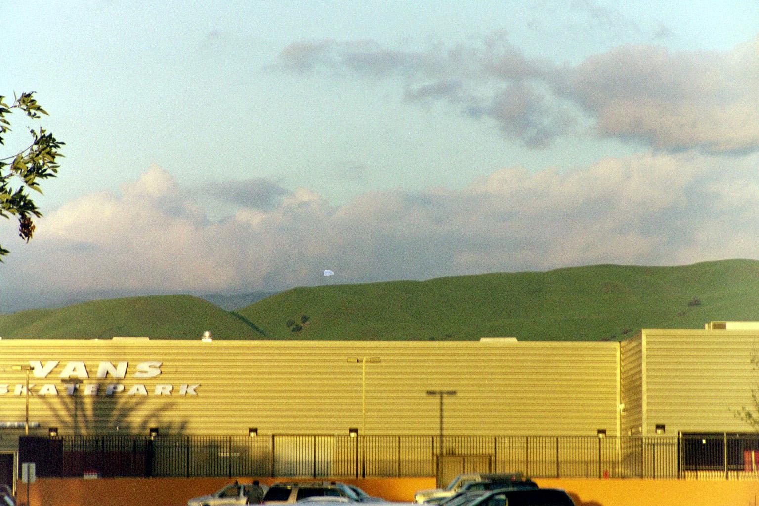 milpitasMall04082003-5