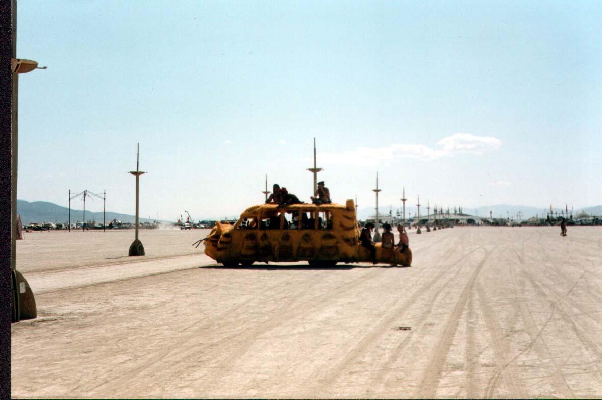 burningmanCarYellowCat