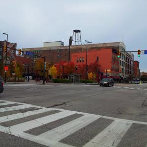 s20131105 082757 W 25th St